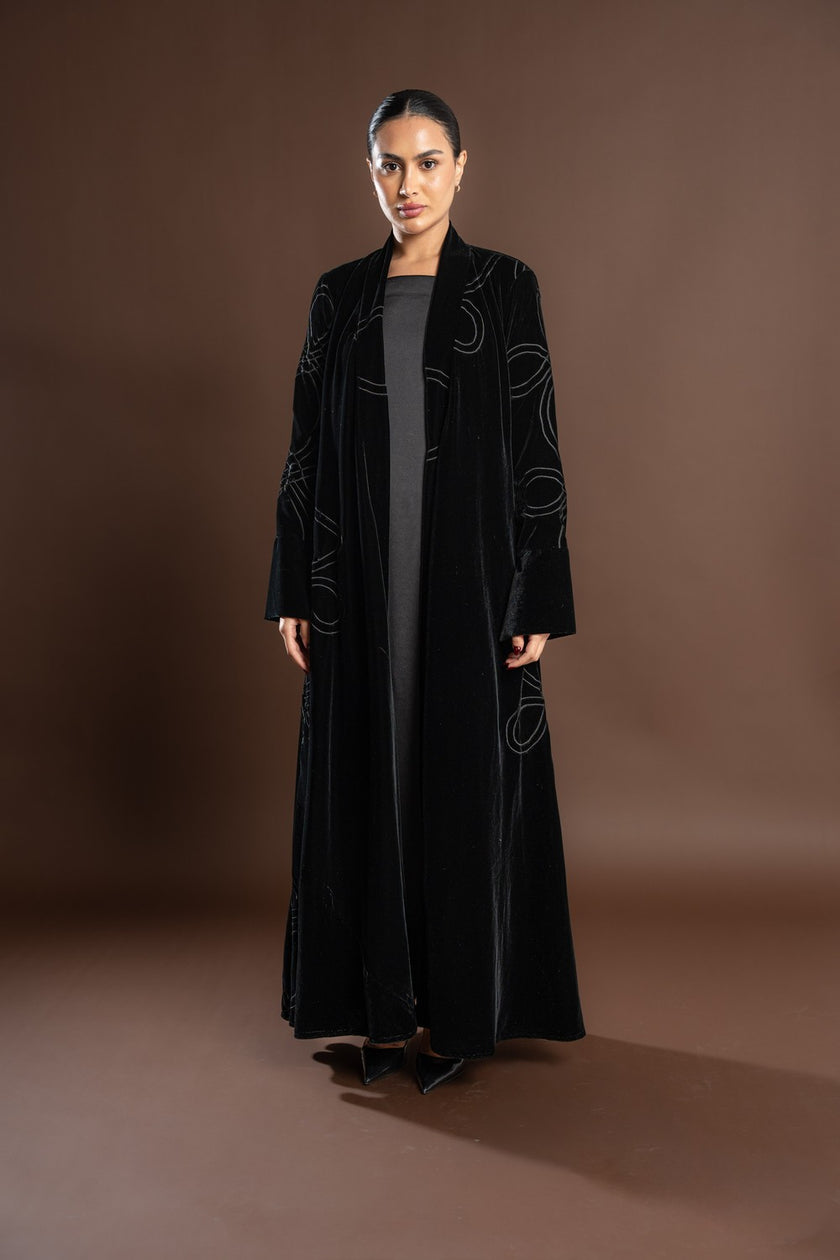 NO.106 Black x White